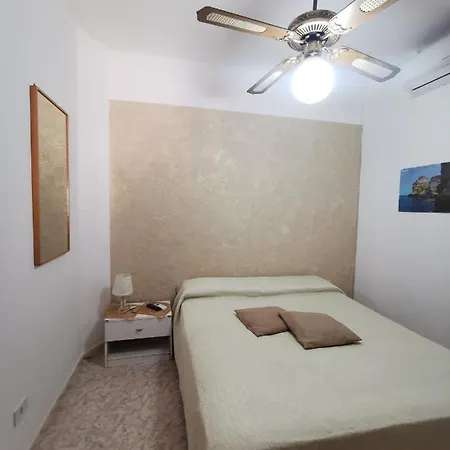 Apartment Casa Vacanza Delfino Bianco