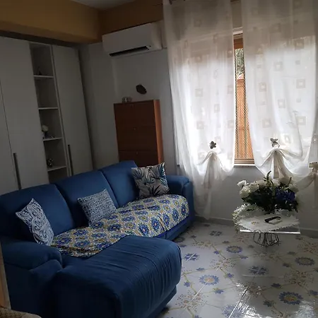 Casa Vacanza Delfino Bianco Apartment