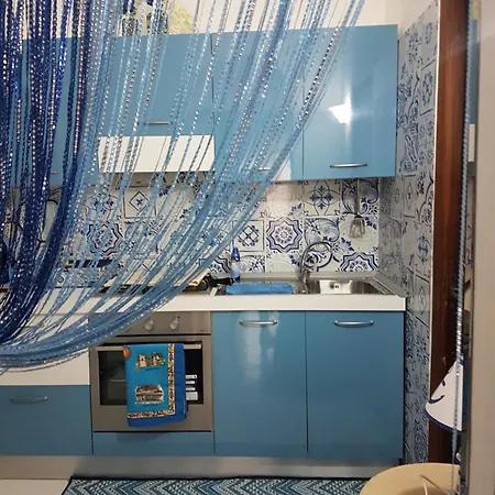 Casa Vacanza Delfino Bianco Apartment
